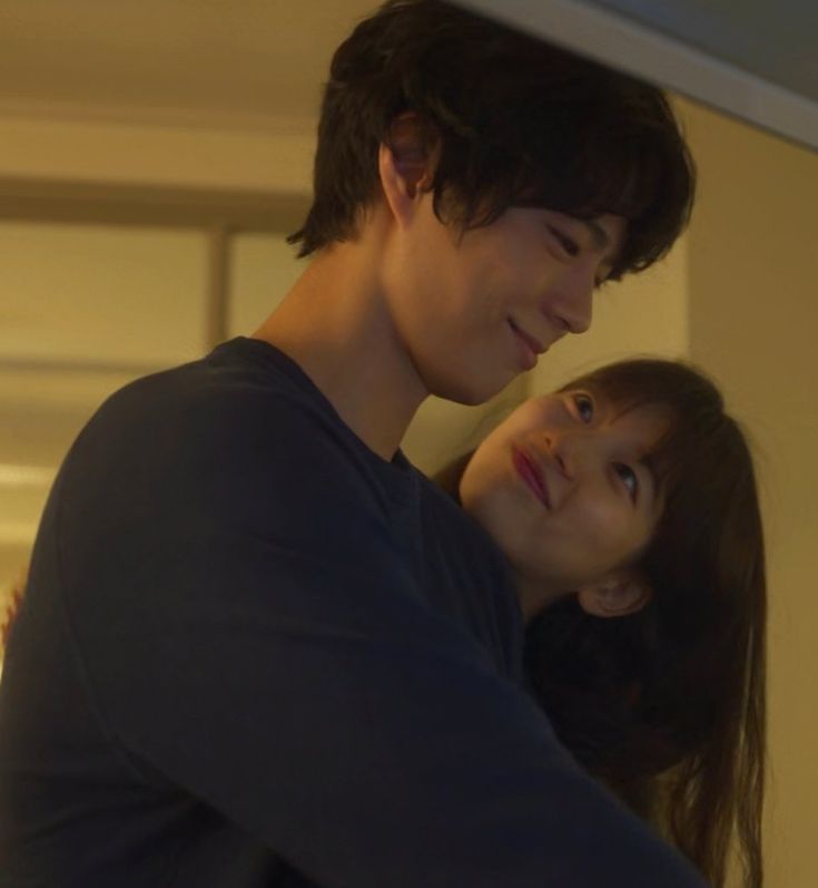 MUA ĐƯỢC MỘT CHÀNG RỂ LÀ THÁI TỬ GIA