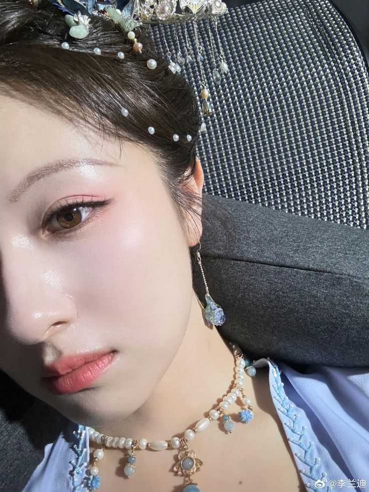 NAM THẦN TẢ KỲ